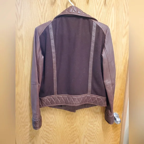 Cropped leather moto jacket - Picture 2 of 5